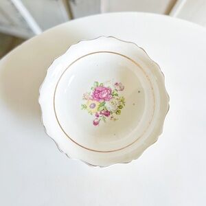 Canonsburg Pottery Co Floral Bowl! 🌸